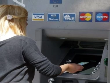 Πότε θα καταργηθούν πλήρως τα capital controls - Τι σχεδιάζουν οι τράπεζες